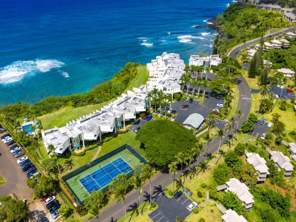 Kauai Luxury Vacation Rental - Princeville Oceanfront Condo
