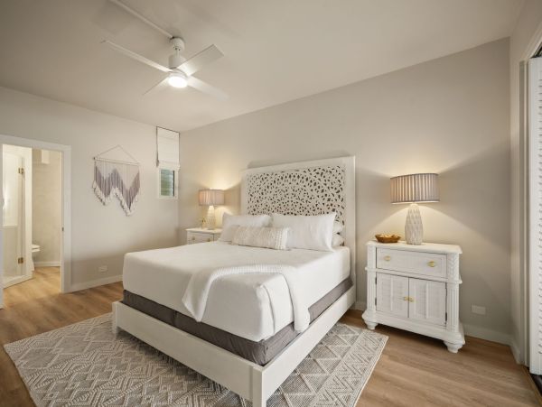 Kauai Luxury Vacation Rental - Princeville Oceanfront Condo