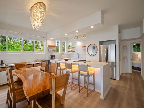 Kauai Luxury Vacation Rental - Princeville Oceanfront Condo