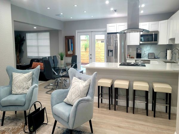 Pompano Beach Four Bedroom Vacation Home Sleeps Ten Guests