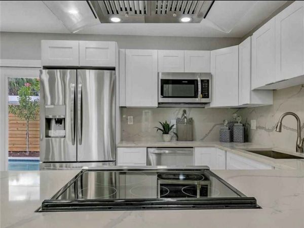 Pompano Beach Four Bedroom Vacation Home Sleeps Ten Guests