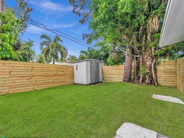 Pompano Beach Four Bedroom Vacation Home Sleeps Ten Guests