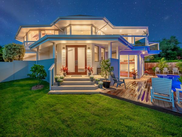 Beautiful Vacation Pool Home In HANALEI BAY  Sleeps 10 Guests
