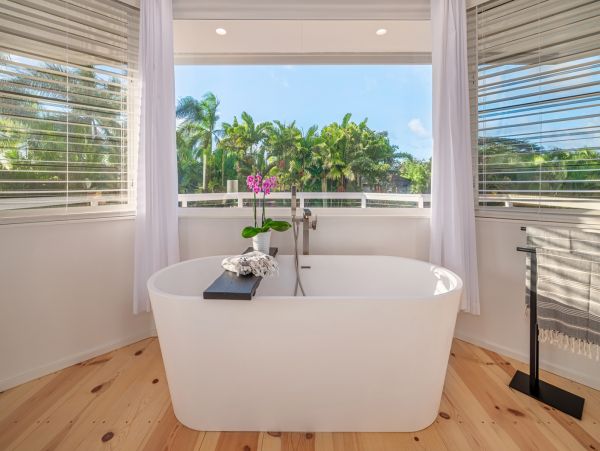 Beautiful Vacation Pool Home In HANALEI BAY  Sleeps 10 Guests