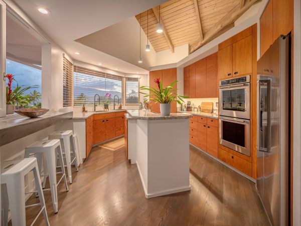 Beautiful Vacation Pool Home In HANALEI BAY  Sleeps 10 Guests