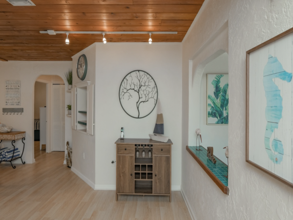 Holmes Beach Two Bedroom Vacation Cottage Sleeps 4 Guests