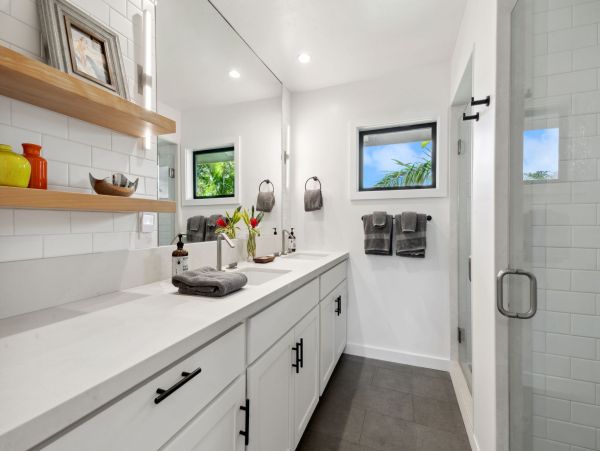 Hanalei Bay Luxury Vacation Home Rental 5-Bedroom
