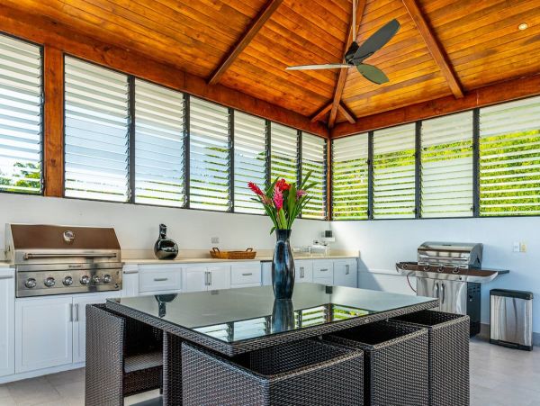17 Bedrooms Luxury Home in Puntarenas Sleeps 23 Guests
