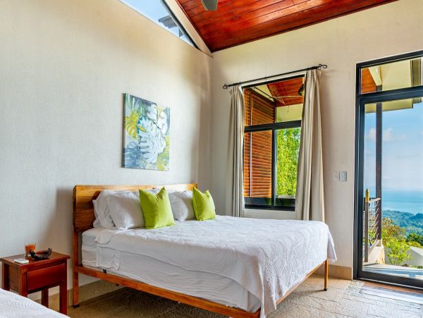 17 Bedrooms Luxury Home in Puntarenas Sleeps 23 Guests