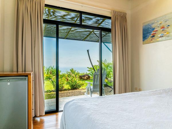 17 Bedrooms Luxury Home in Puntarenas Sleeps 23 Guests