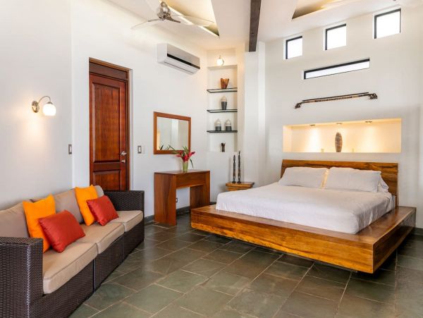 17 Bedrooms Luxury Home in Puntarenas Sleeps 23 Guests
