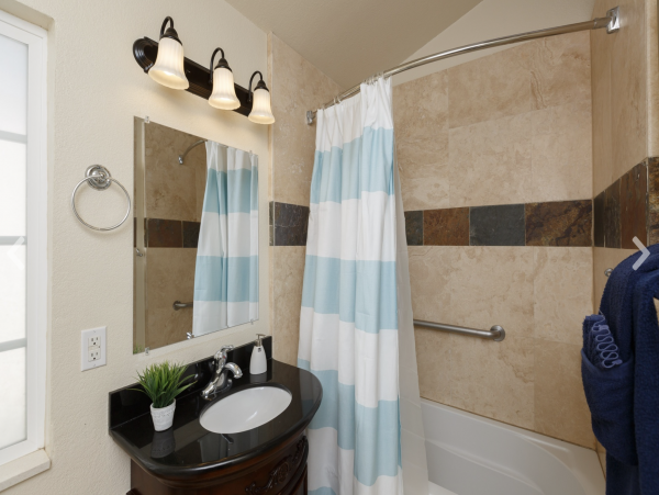 Beachfront Vacation Home in Encinitas 8 Bedrooms Sleeps 17