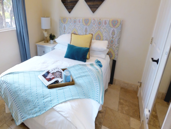 Beachfront Vacation Home in Encinitas 8 Bedrooms Sleeps 17