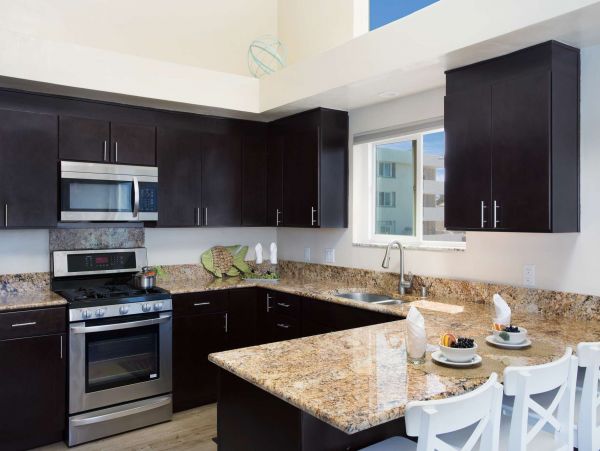 On Beach Oceanside Vacation Home Seven Bedrooms Sleeps 18