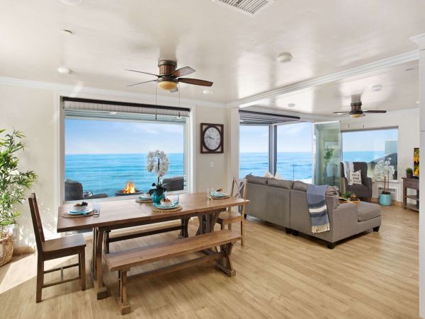 On Beach Oceanside Vacation Home Seven Bedrooms Sleeps 18