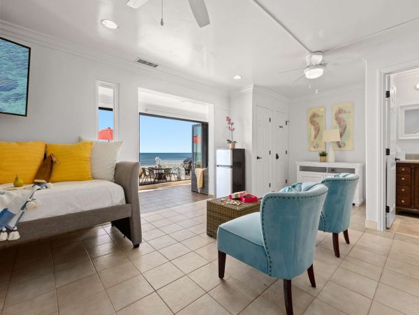 Beachfront 10 Bedroom Oceanside Luxury Rental