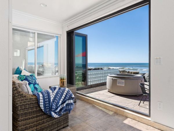 Beachfront 10 Bedroom Oceanside Luxury Rental