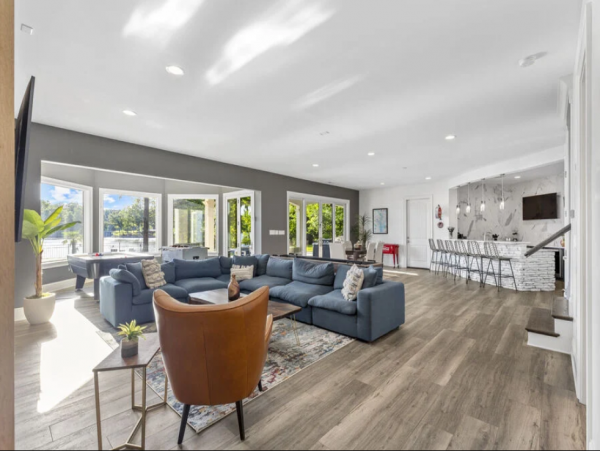 Lake Norman Retreat: Sleeps 18, Pool, Hot Tub, Lake Views