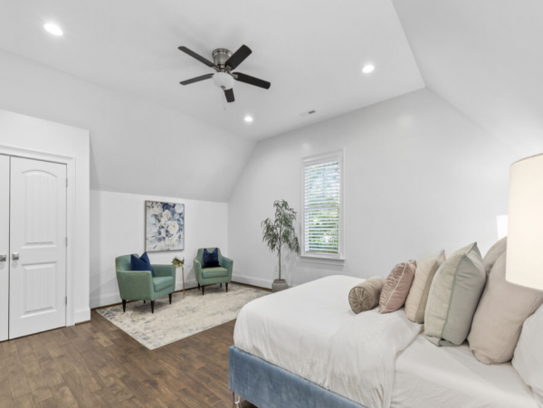 Lake Norman Retreat: Sleeps 18, Pool, Hot Tub, Lake Views