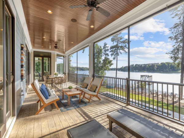 Lake Norman Retreat: Sleeps 18, Pool, Hot Tub, Lake Views
