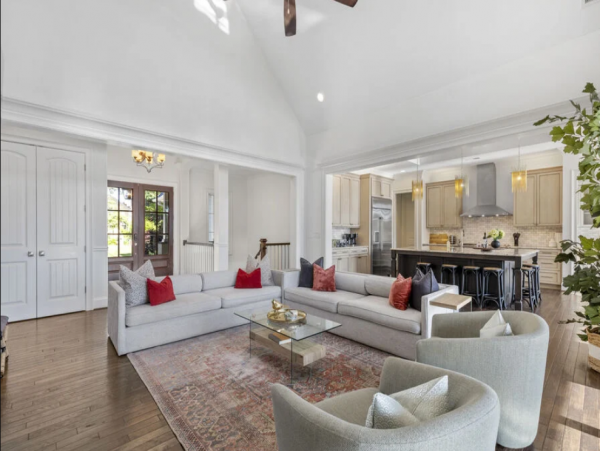 Lake Norman Retreat: Sleeps 18, Pool, Hot Tub, Lake Views