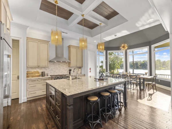 Lake Norman Retreat: Sleeps 18, Pool, Hot Tub, Lake Views
