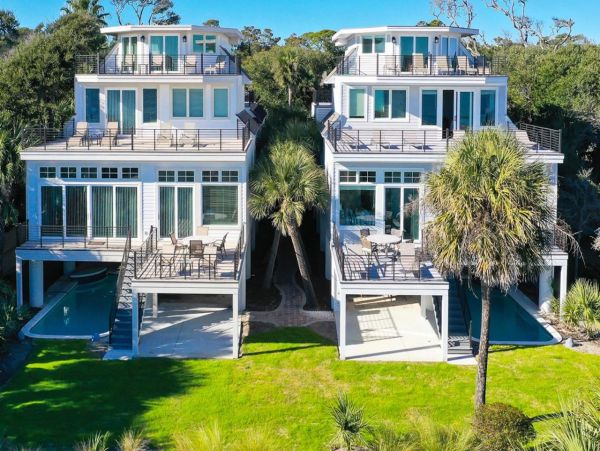 Beachfront Vacation Home In Hilton Head With 2 Pools