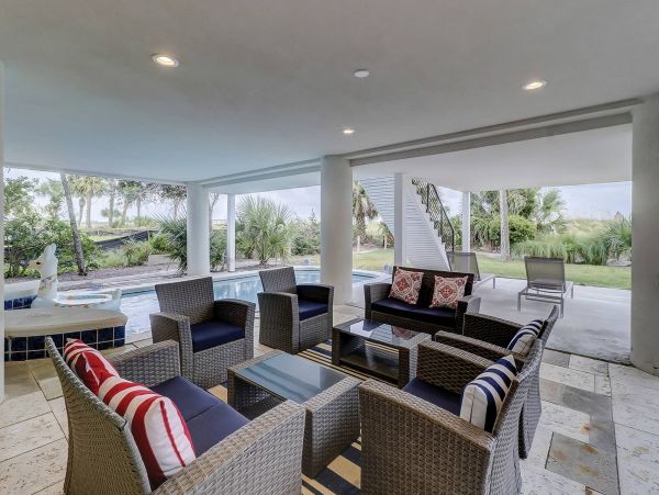 Beachfront Vacation Home In Hilton Head With 2 Pools