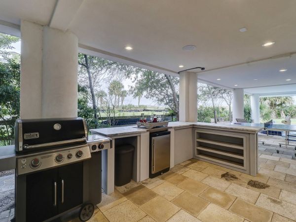 Beachfront Vacation Home In Hilton Head With 2 Pools