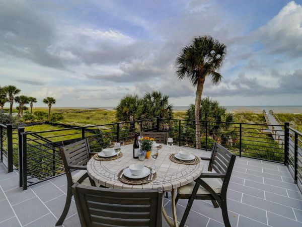 Beachfront Vacation Home In Hilton Head With 2 Pools