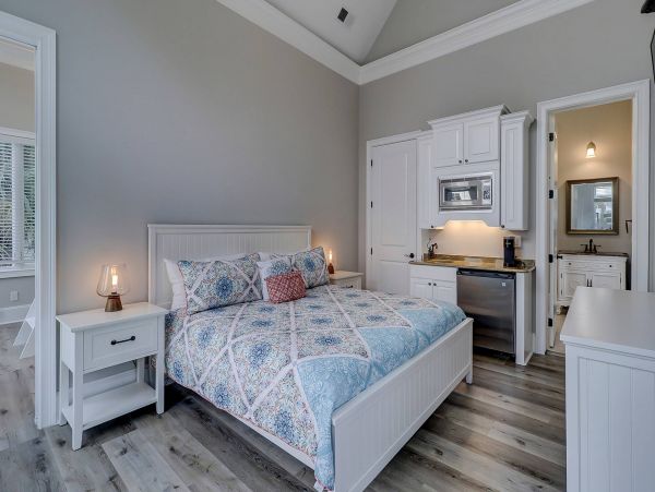 Beachfront Vacation Home In Hilton Head With 2 Pools