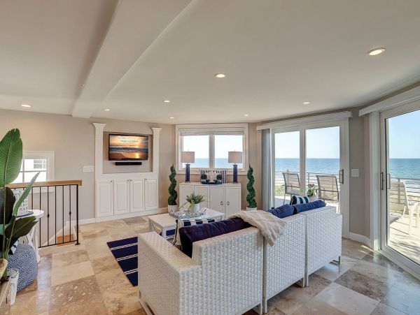 Beachfront Vacation Home In Hilton Head With 2 Pools
