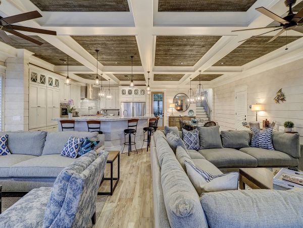Hilton Head Seven Bedroom Oceanfront Rental Sleeps 26