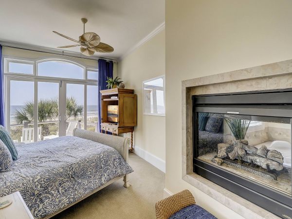Hilton Head Island Seven Bedrooms Beachfront Rental