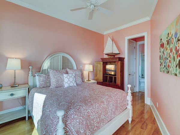 Hilton Head Island Seven Bedrooms Beachfront Rental