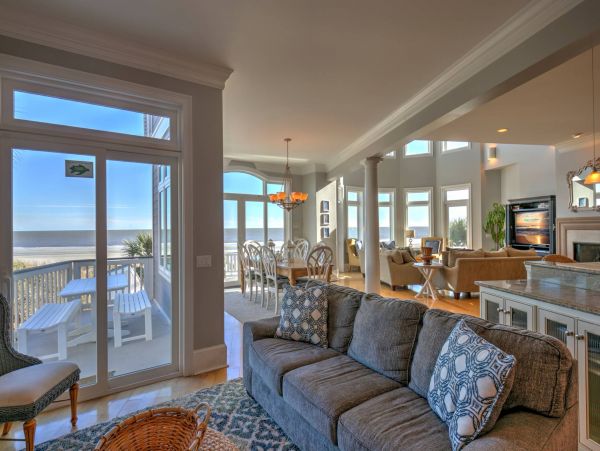 Hilton Head Island Seven Bedrooms Beachfront Rental