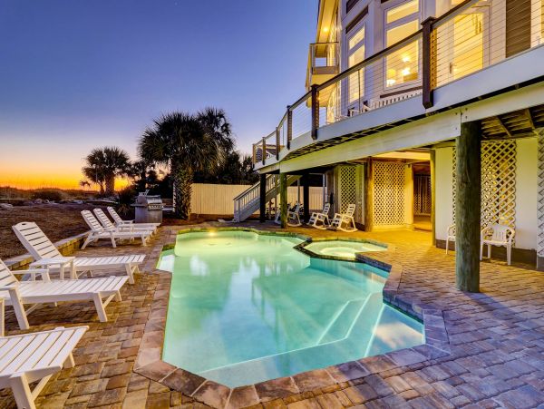 Hilton Head Island Seven Bedrooms Beachfront Rental