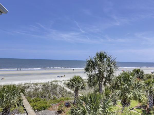 Hilton Head Island Seven Bedrooms Beachfront Rental