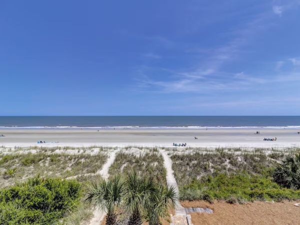 Hilton Head Island Seven Bedrooms Beachfront Rental