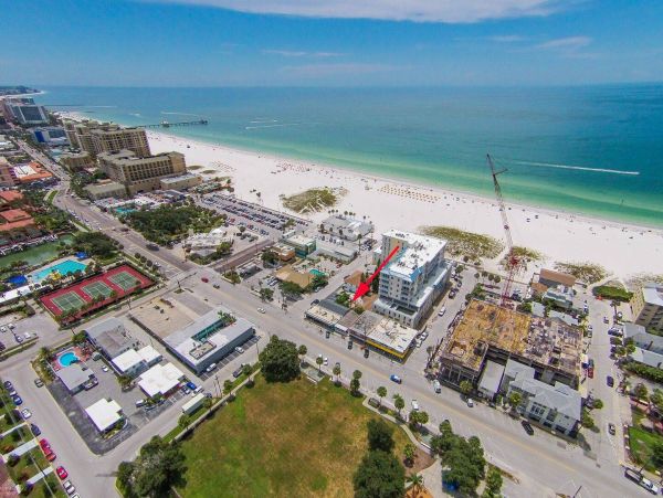 Clearwater Two Bedroom Walk to Beach Vacation Rental Home
