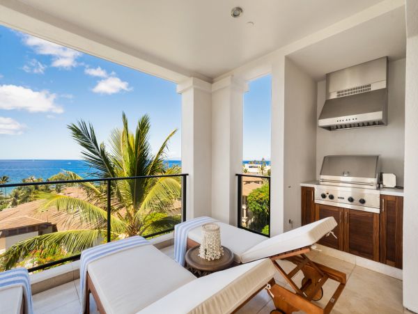 Wailea Vacation Condo Walk to Beach With Communal Pool