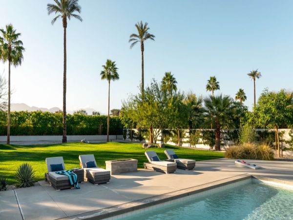 La Quinta 6 Bedroom Home with Private Pool