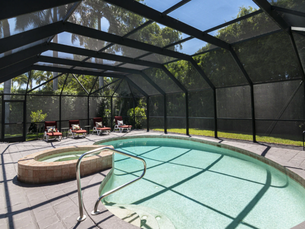 Charming Vacation Pool Home In Naples Sleeps Six Guests