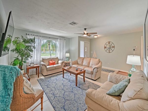 Bonita Springs Vacation Home With Private Pool Sleeps 6