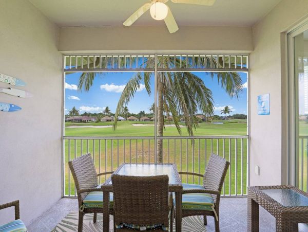 Naples Vacation Condo Sleeps Six Guests With Communal Pool