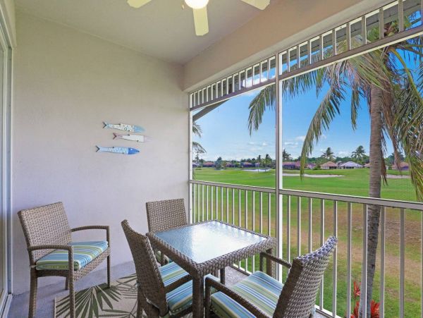 Naples Vacation Condo Sleeps Six Guests With Communal Pool
