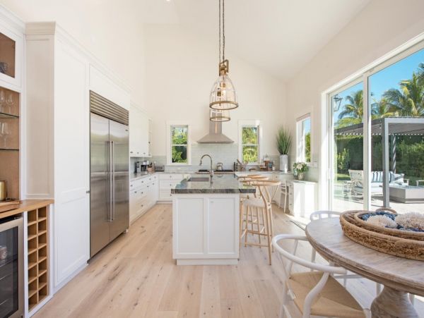 Naples Luxury Vacation Rental - Old Naples Beach House with Private Pool & Spa
