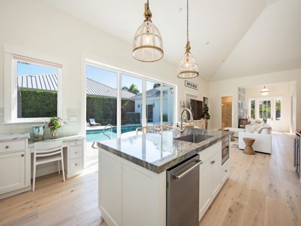 Naples Luxury Vacation Rental - Old Naples Beach House with Private Pool & Spa