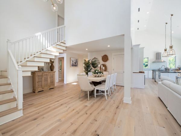 Naples Luxury Vacation Rental - Old Naples Beach House with Private Pool & Spa