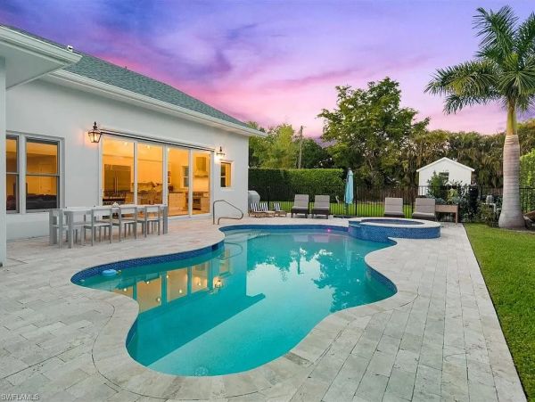 Naples Luxury Vacation Rental - Old Naples Beach House with Private Pool & Spa